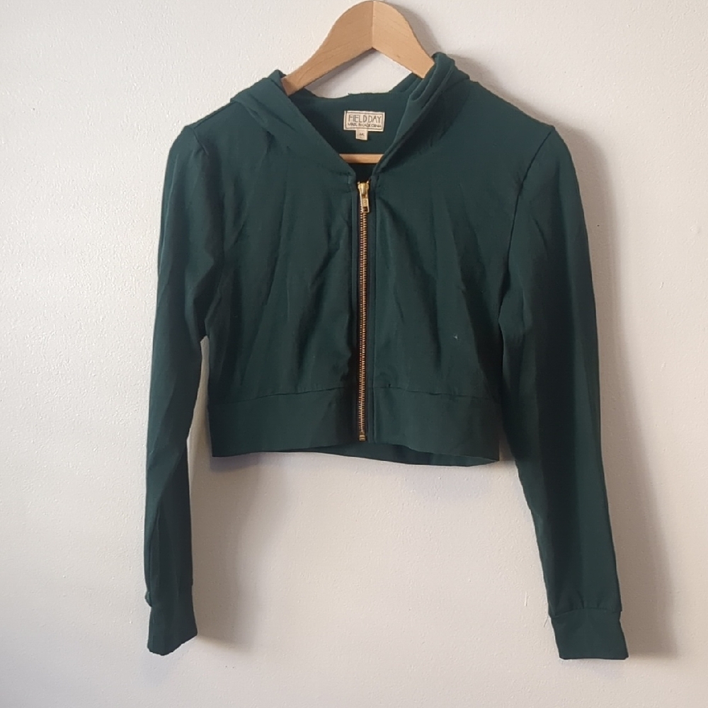 Field Day Cropped Hoodie EUC